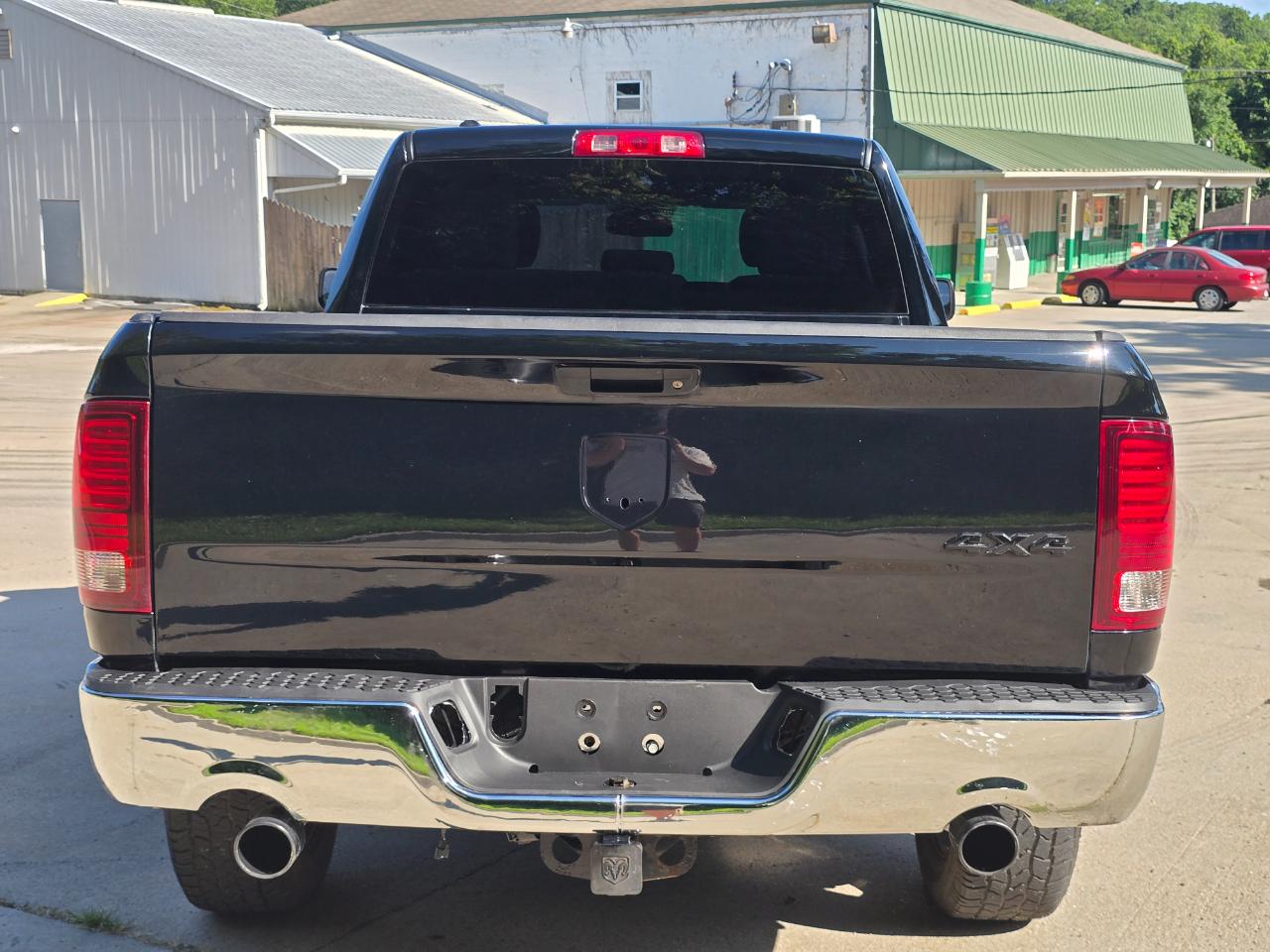 RAM 1500 Tradesman Quad Cab 4WD 2014