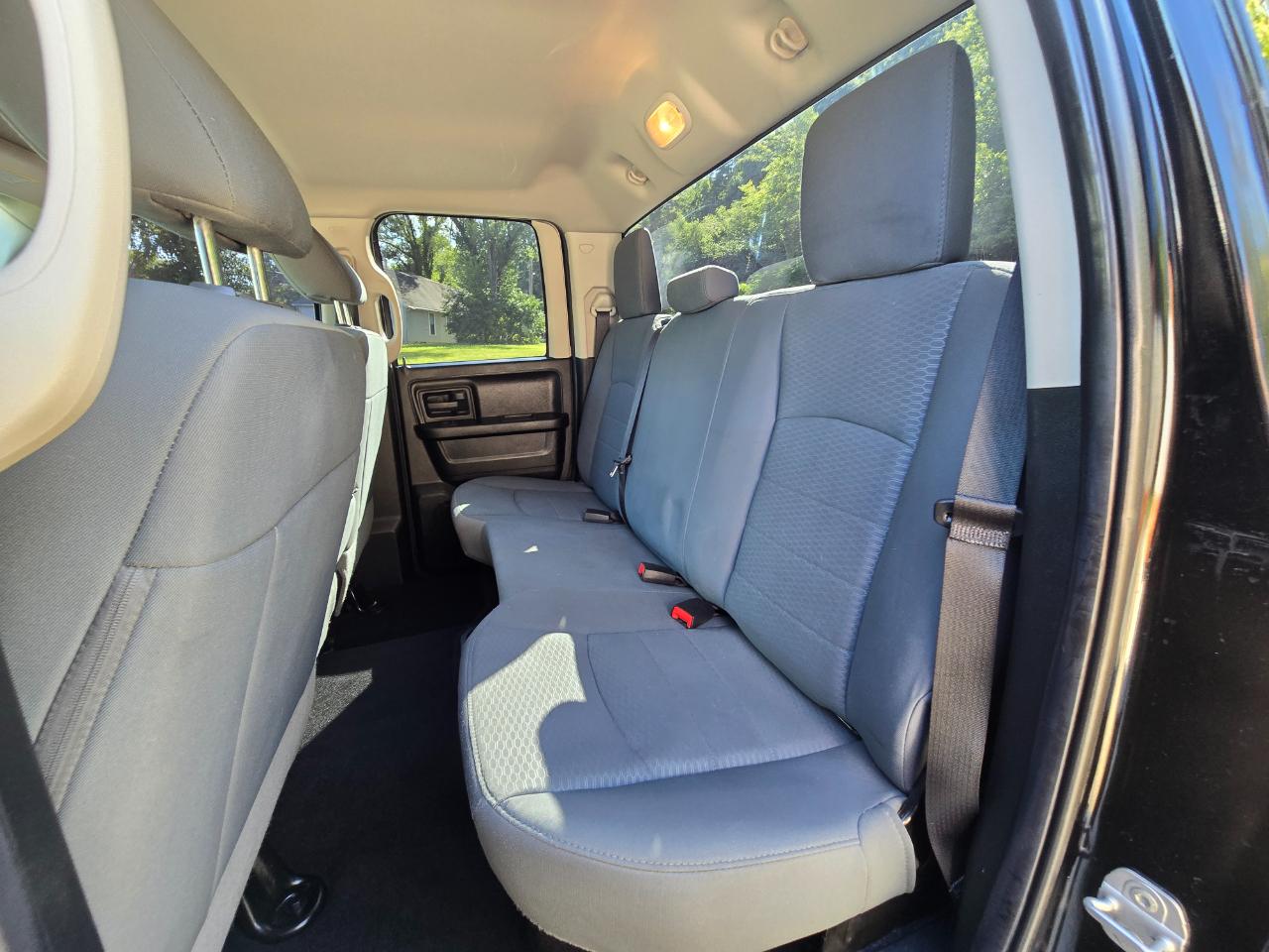 RAM 1500 Tradesman Quad Cab 4WD 2014