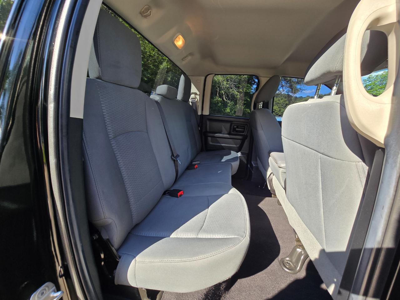 RAM 1500 Tradesman Quad Cab 4WD 2014