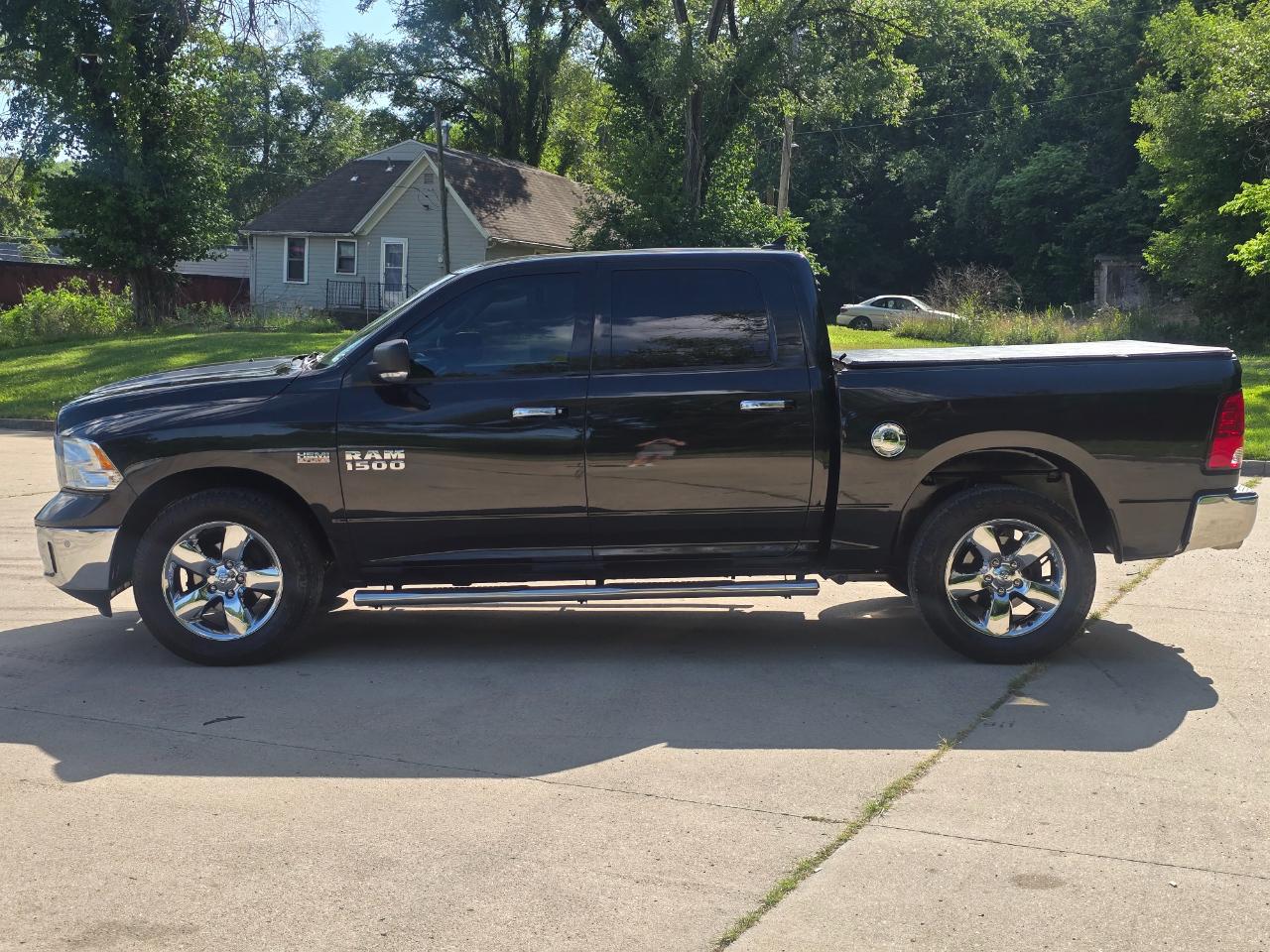 RAM 1500 Big Horn Crew Cab 4WD 2018