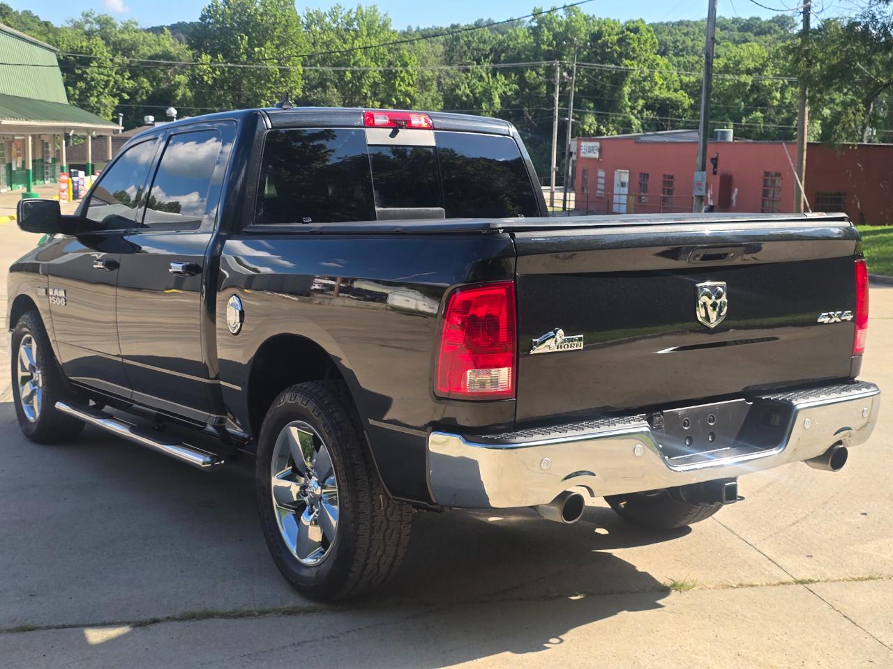 RAM 1500 Big Horn Crew Cab 4WD 2018