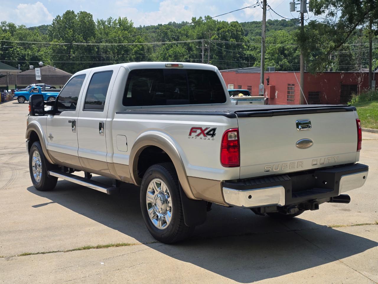 Ford F-250 SD Lariat Crew Cab 4WD 2012