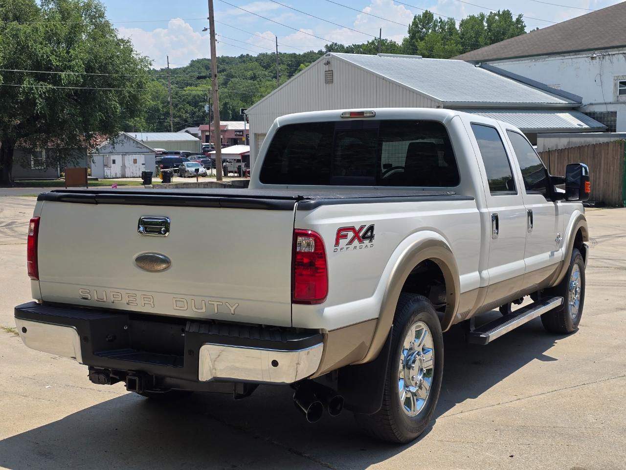 Ford F-250 SD Lariat Crew Cab 4WD 2012