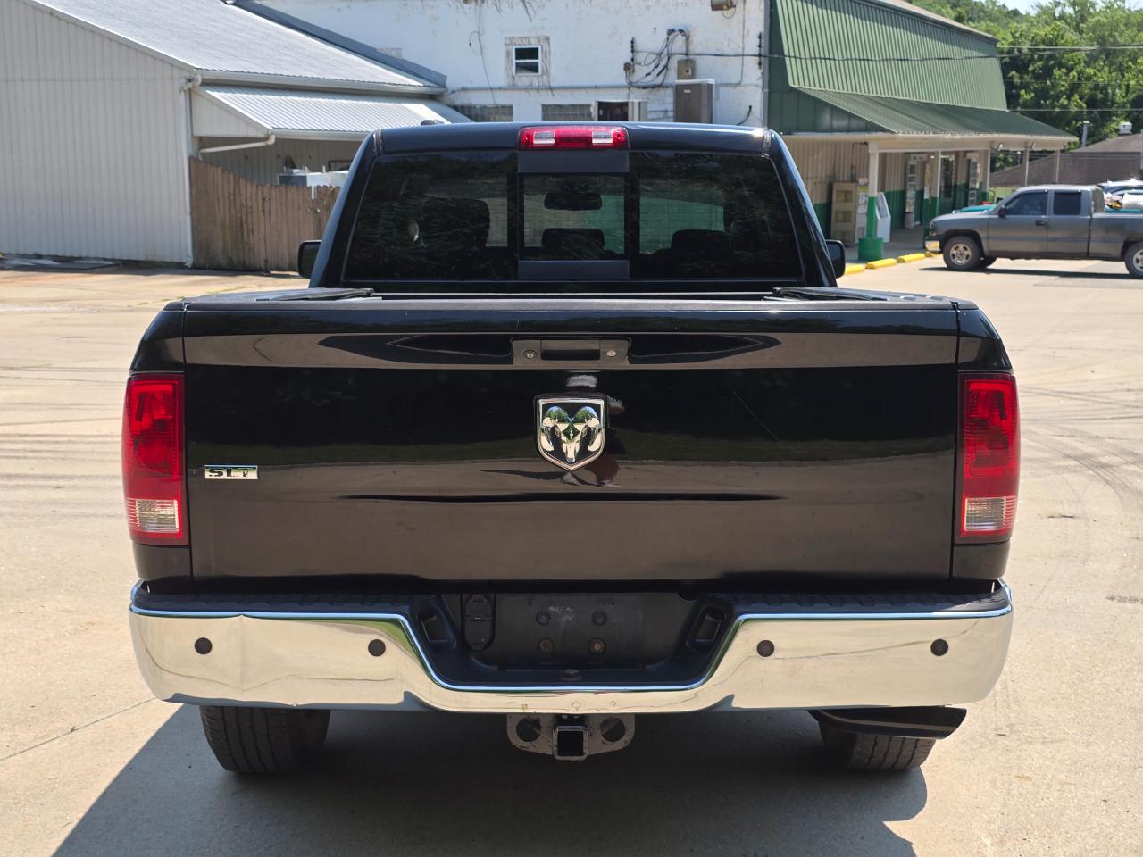 RAM 1500 SLT Quad Cab 2WD 2013