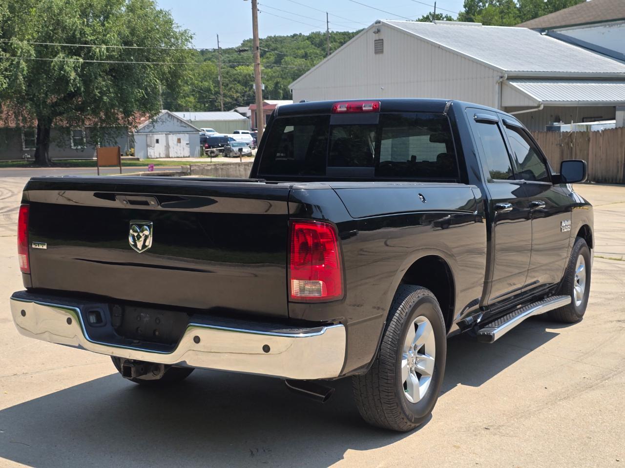 RAM 1500 SLT Quad Cab 2WD 2013