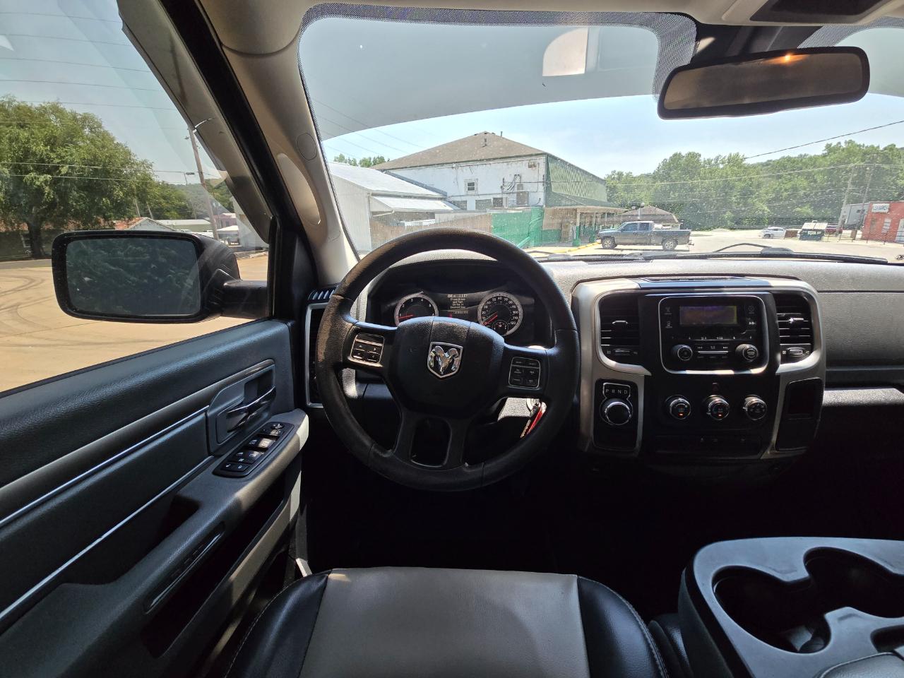 RAM 1500 SLT Quad Cab 2WD 2013