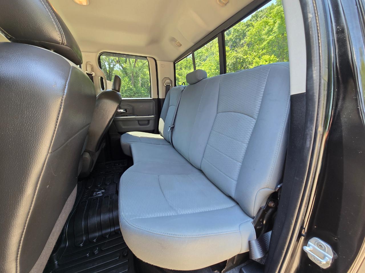 RAM 1500 SLT Quad Cab 2WD 2013