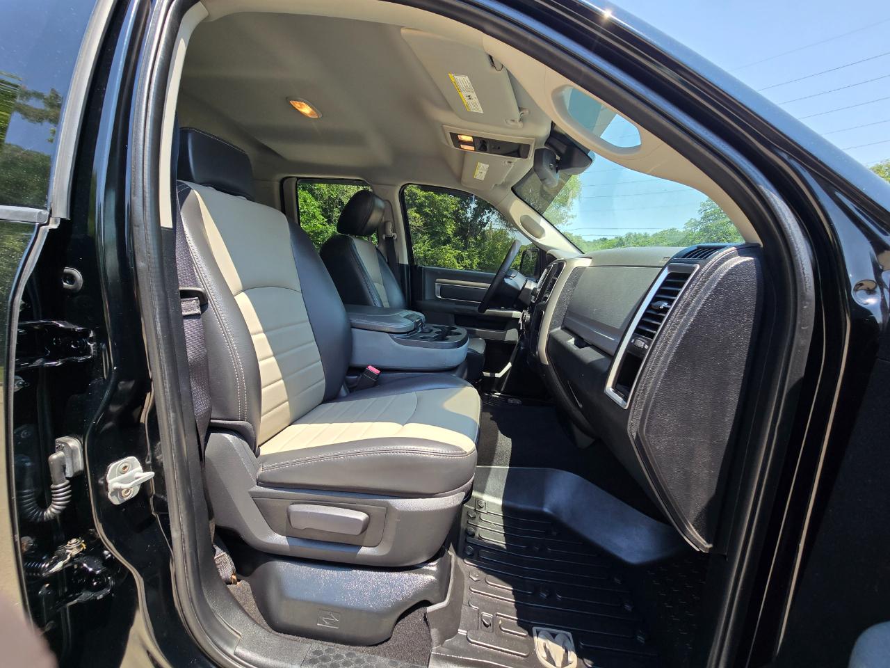 RAM 1500 SLT Quad Cab 2WD 2013