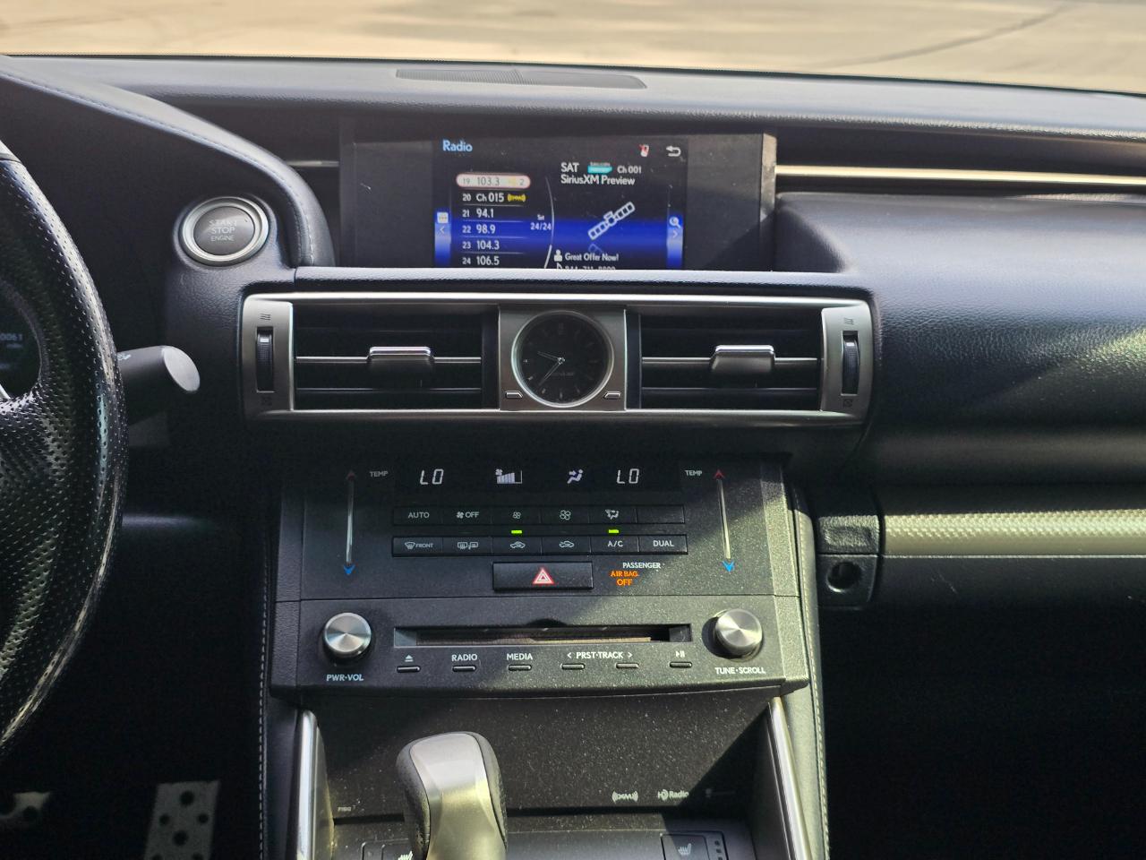 Lexus IS 200t 2016