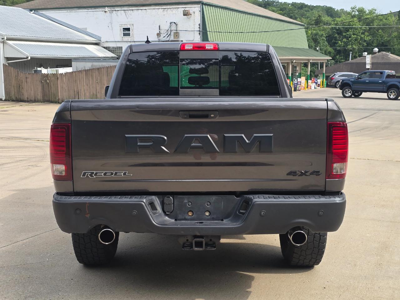 RAM 1500 Rebel Crew Cab SWB 4WD 2018