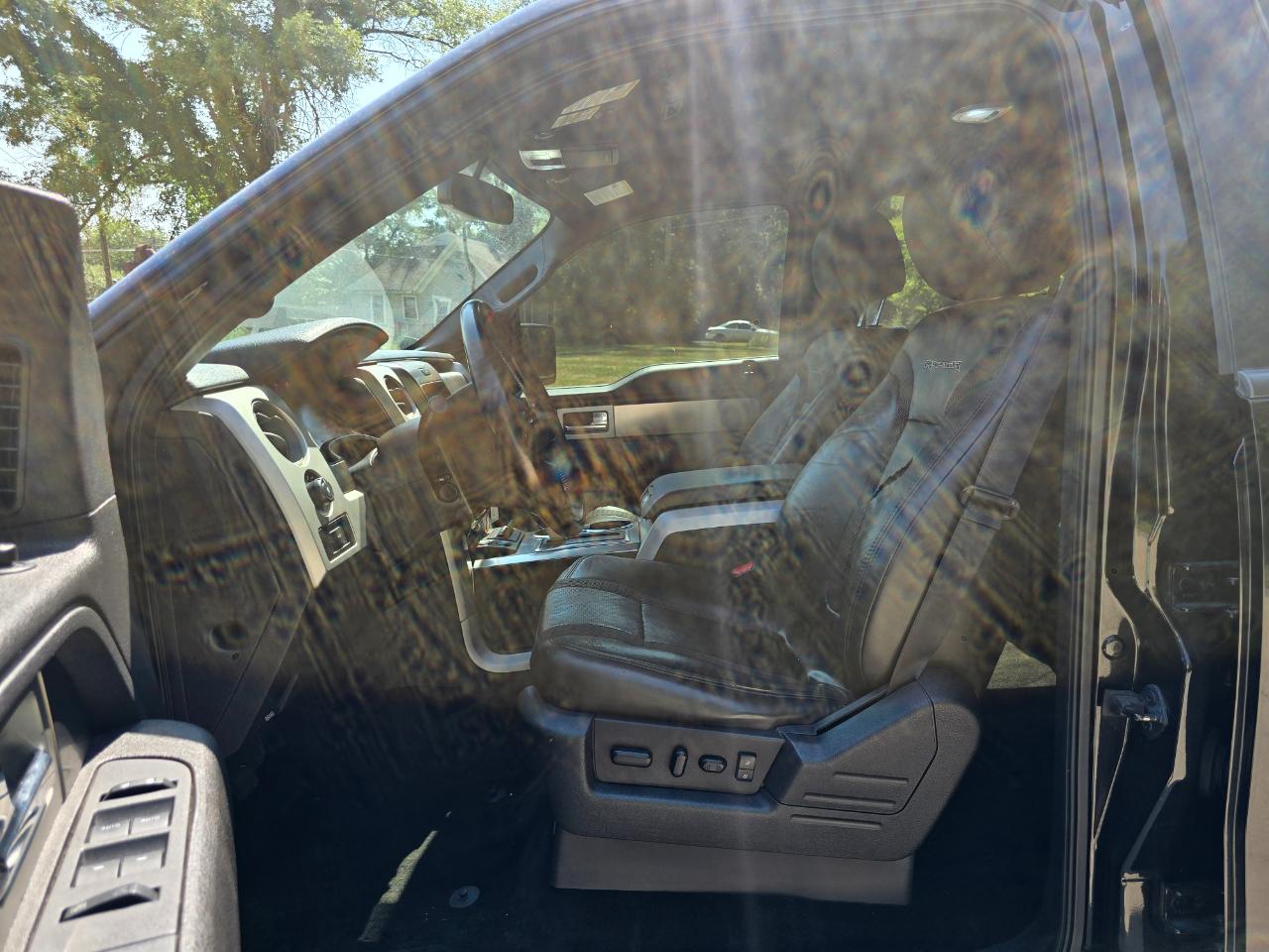 Ford F-150 SVT Raptor SuperCrew 5.5-ft. Bed 4WD 2014