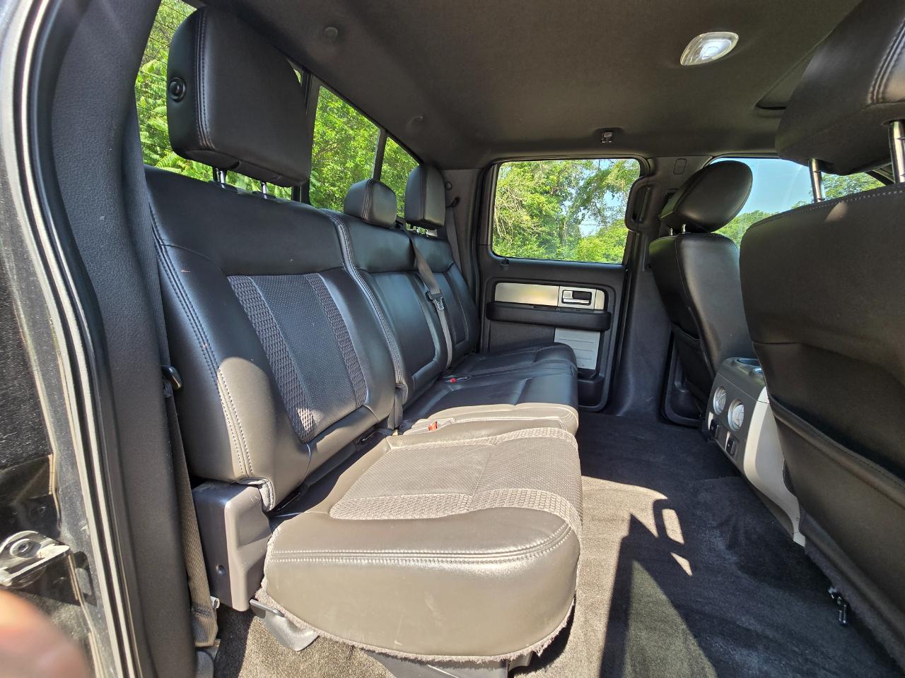 Ford F-150 SVT Raptor SuperCrew 5.5-ft. Bed 4WD 2014