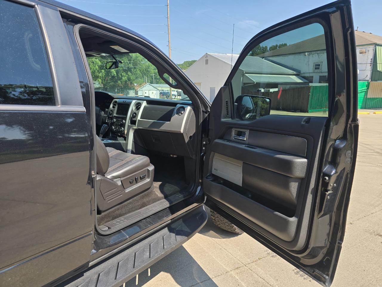 Ford F-150 SVT Raptor SuperCrew 5.5-ft. Bed 4WD 2014