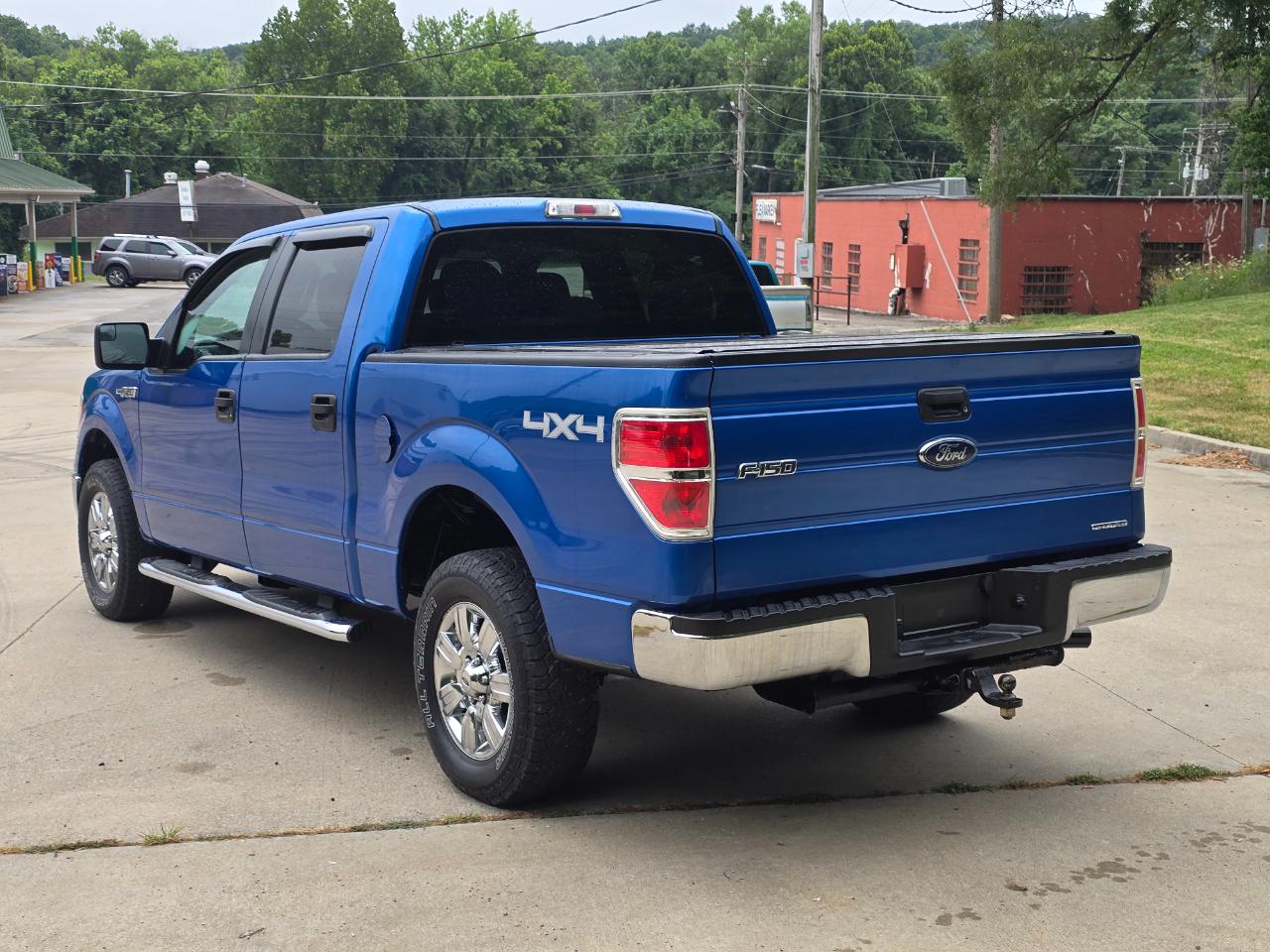 Ford F-150 XLT SuperCrew 4WD 2014