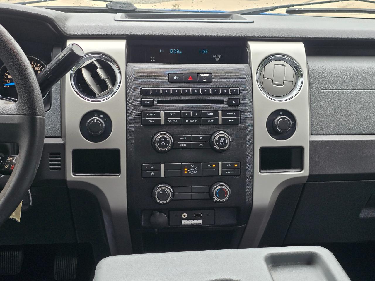 Ford F-150 XLT SuperCrew 4WD 2014