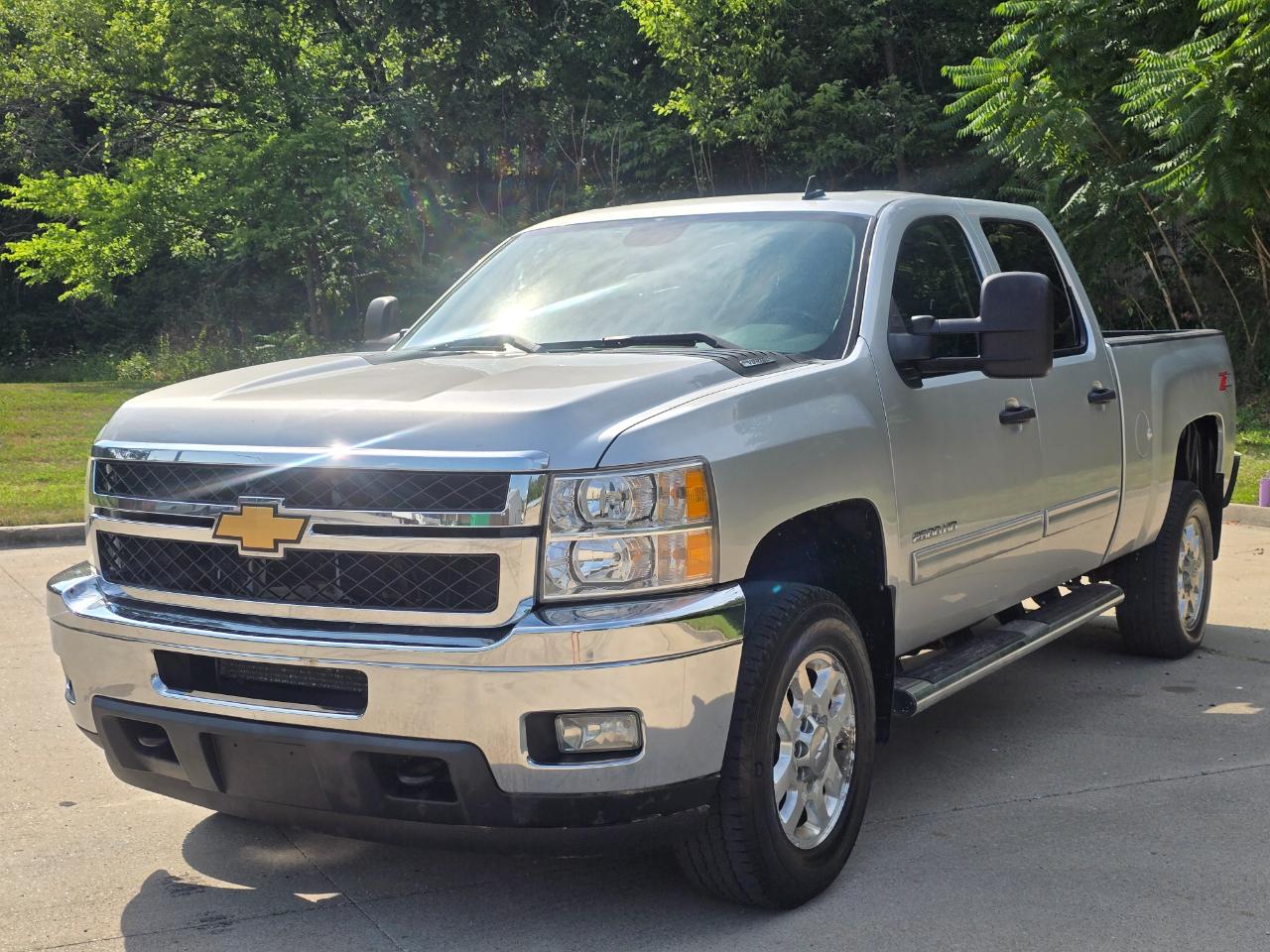 Chevrolet Silverado 2500HD LT Crew Cab 4WD 2014