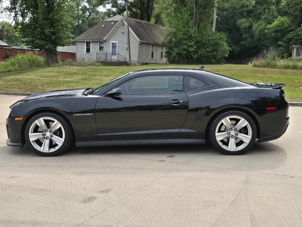 Chevrolet Camaro Coupe ZL1 2013