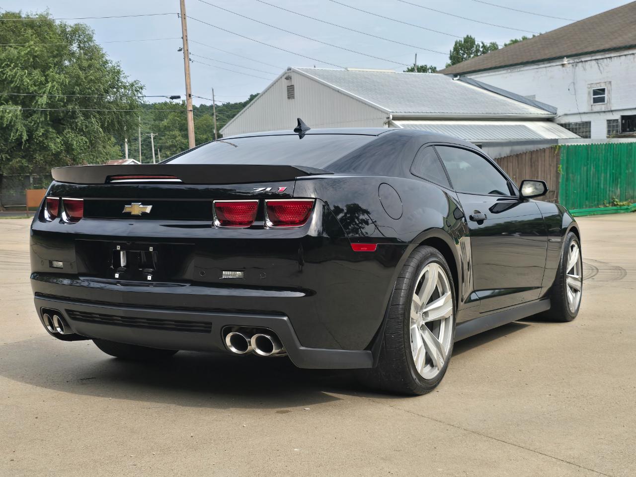 Chevrolet Camaro Coupe ZL1 2013
