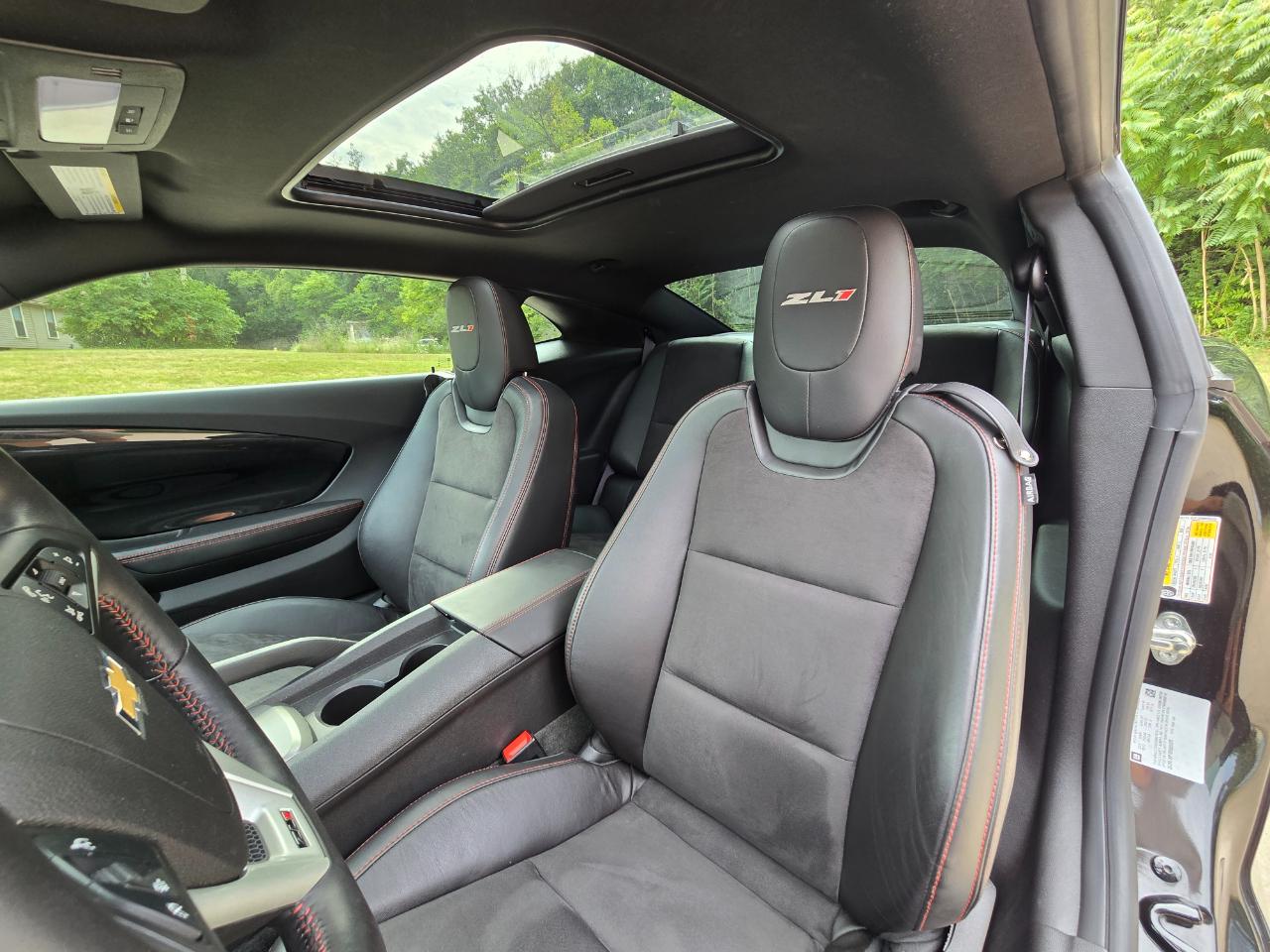 Chevrolet Camaro Coupe ZL1 2013