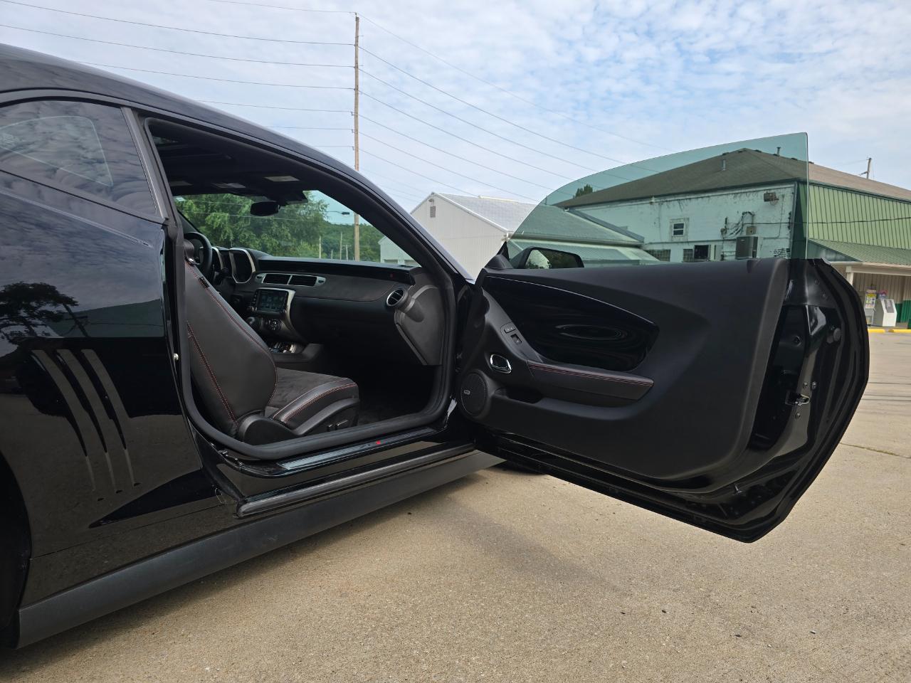 Chevrolet Camaro Coupe ZL1 2013