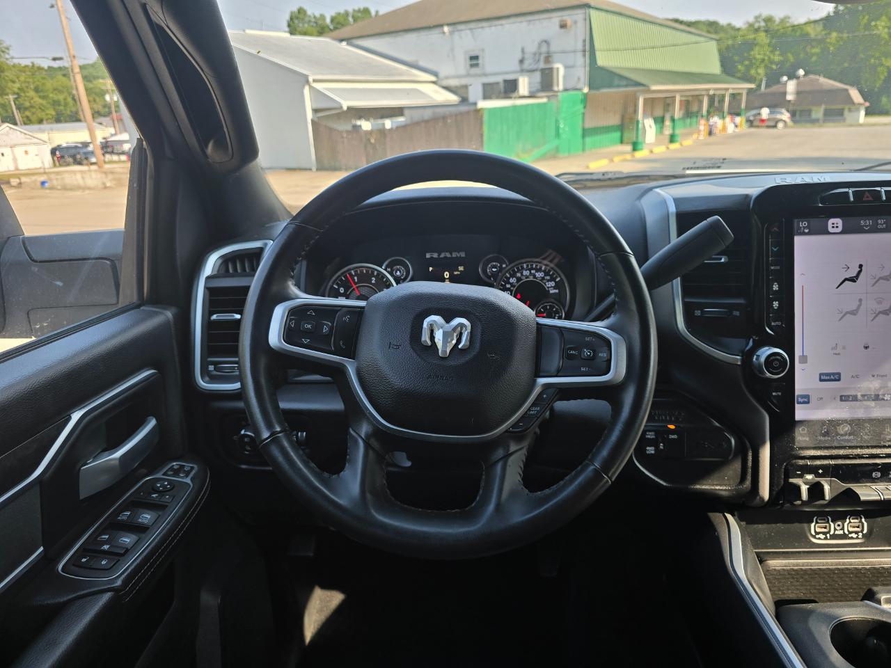 RAM 3500 Big Horn Crew Cab LWB 4WD DRW 2024