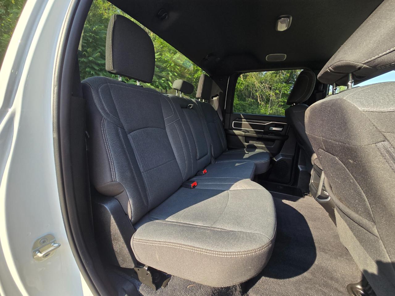 RAM 3500 Big Horn Crew Cab LWB 4WD DRW 2024