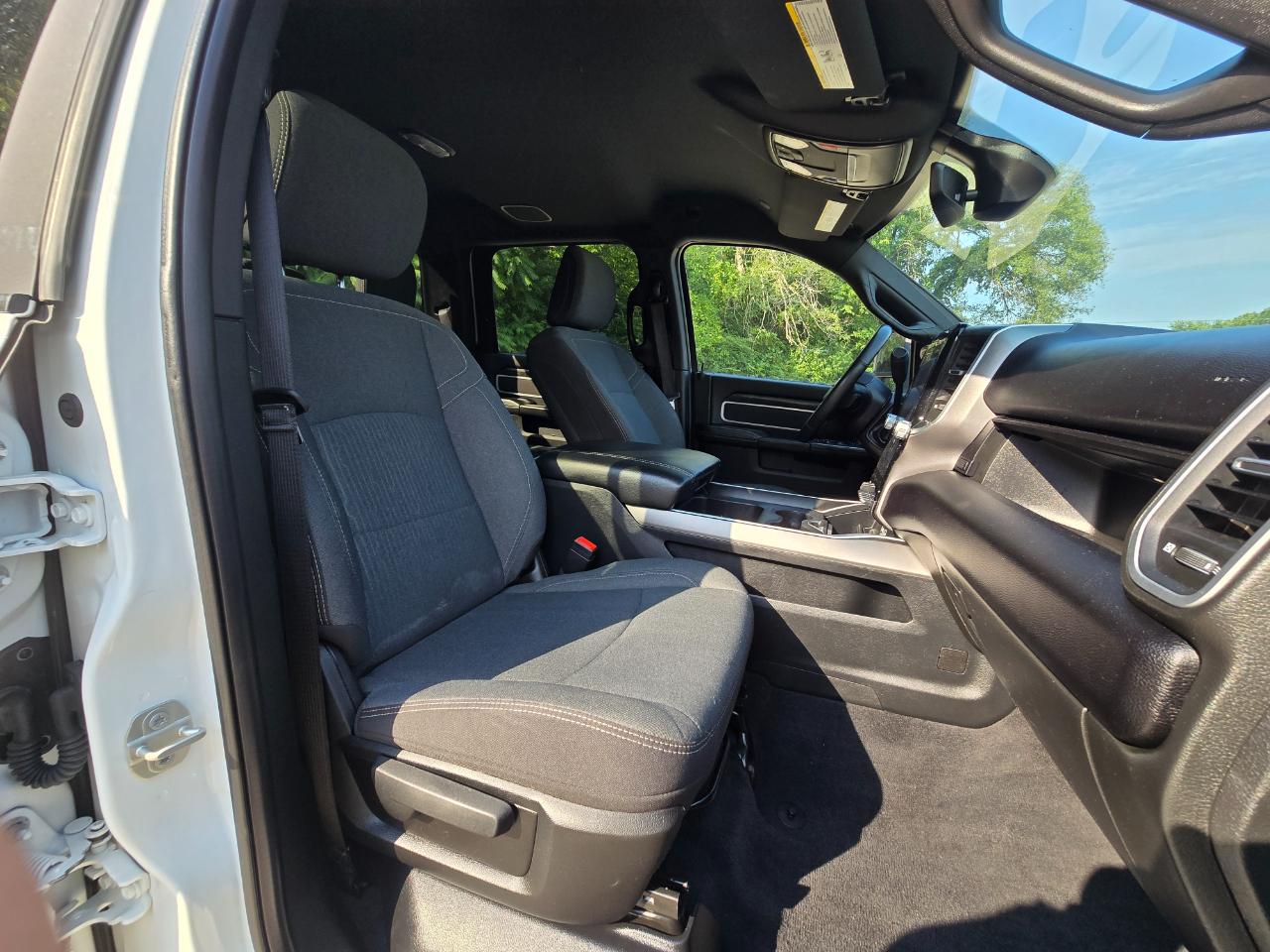 RAM 3500 Big Horn Crew Cab LWB 4WD DRW 2024