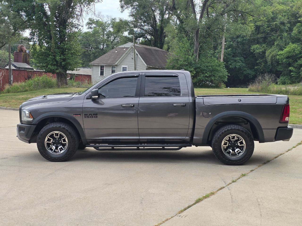 RAM 1500 Rebel Crew Cab SWB 4WD 2016