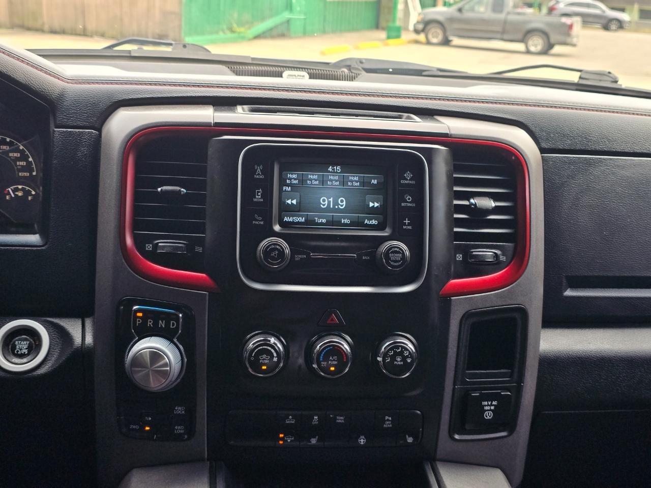RAM 1500 Rebel Crew Cab SWB 4WD 2016