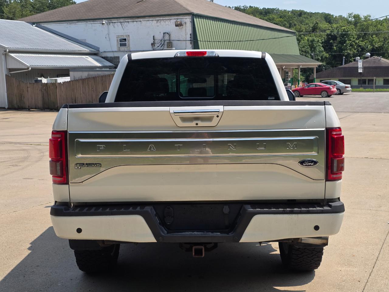 Ford F-150 Platinum SuperCrew 5.5-ft. Bed 4WD 2016