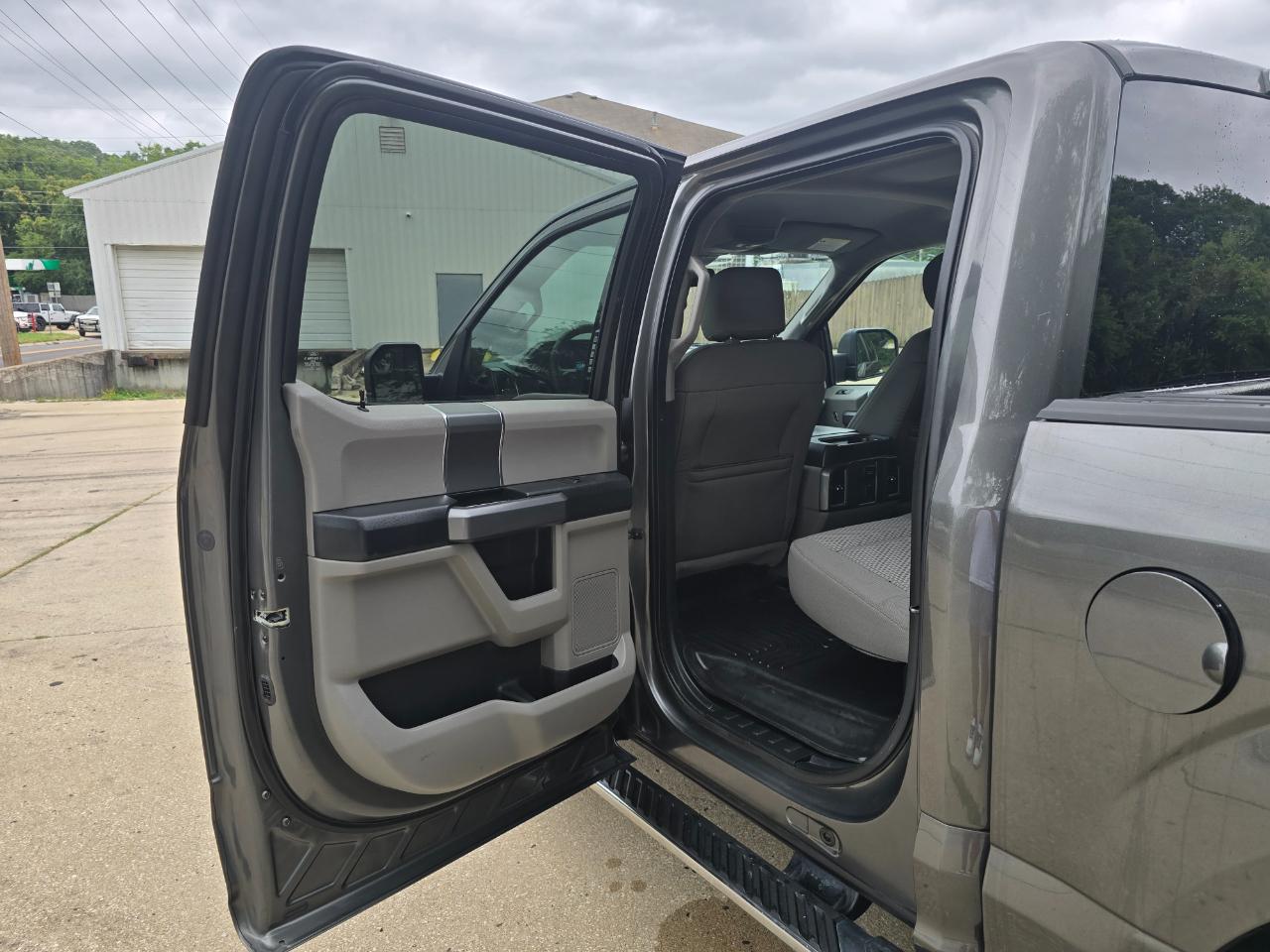 Ford F-150 XLT 4WD SuperCrew 5.5' Box 2016