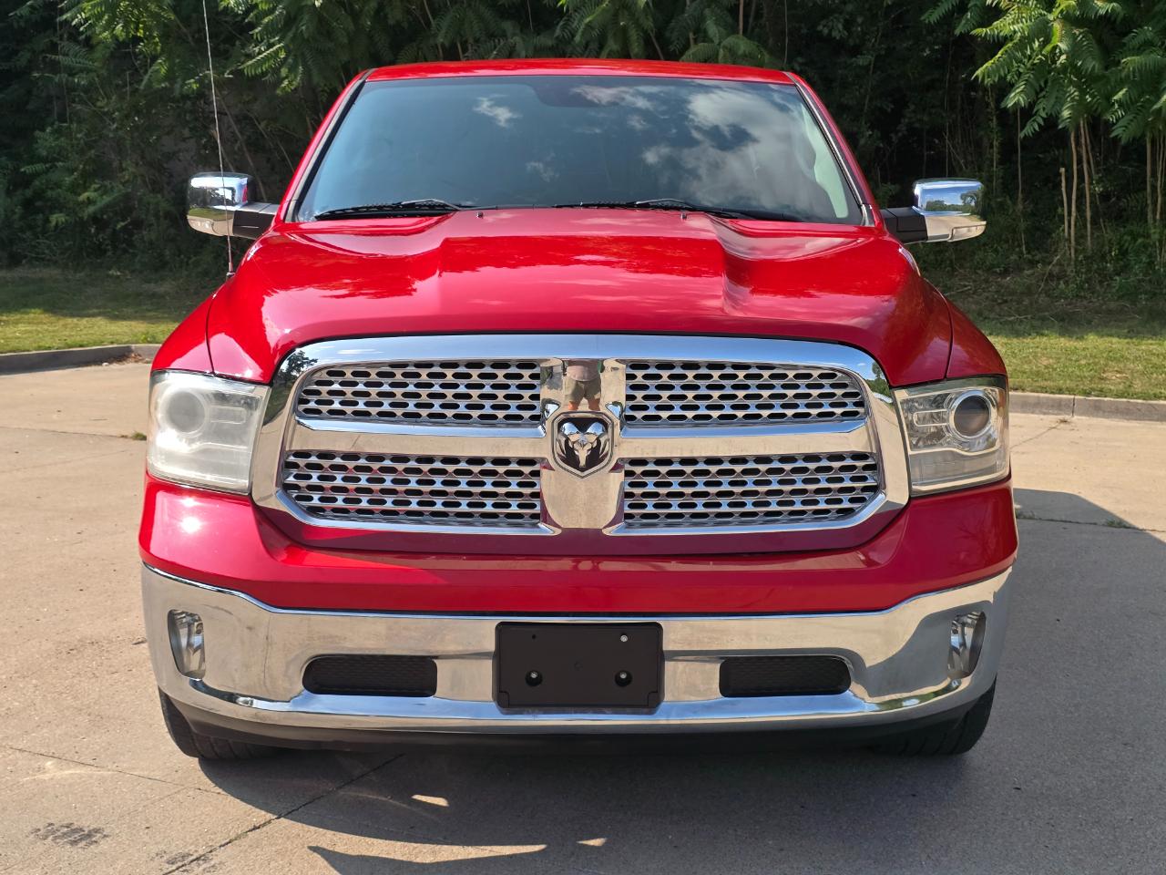 RAM 1500 Laramie Quad Cab 4WD 2014