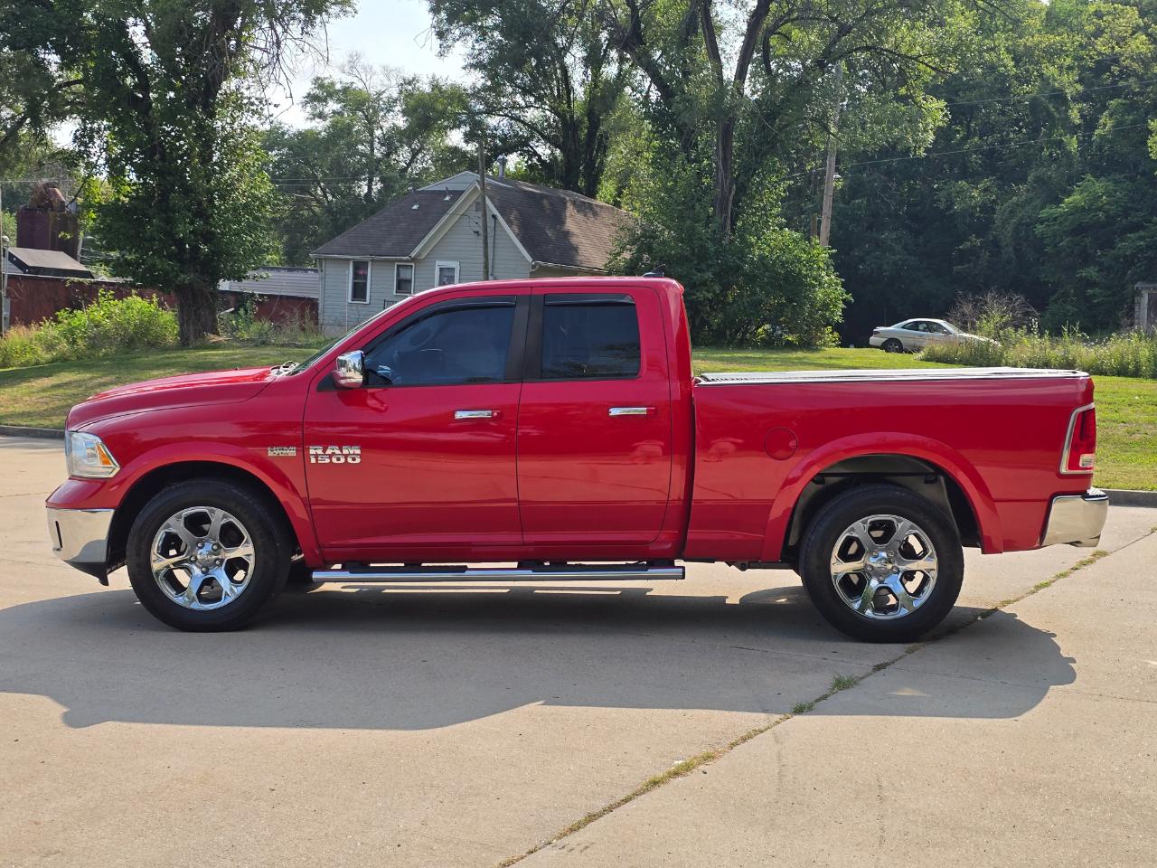 RAM 1500 Laramie Quad Cab 4WD 2014