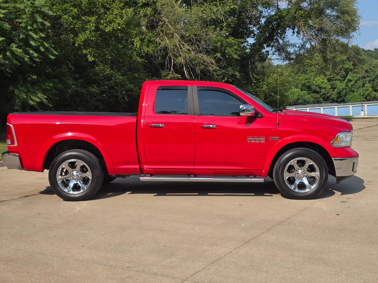 RAM 1500 Laramie Quad Cab 4WD 2014