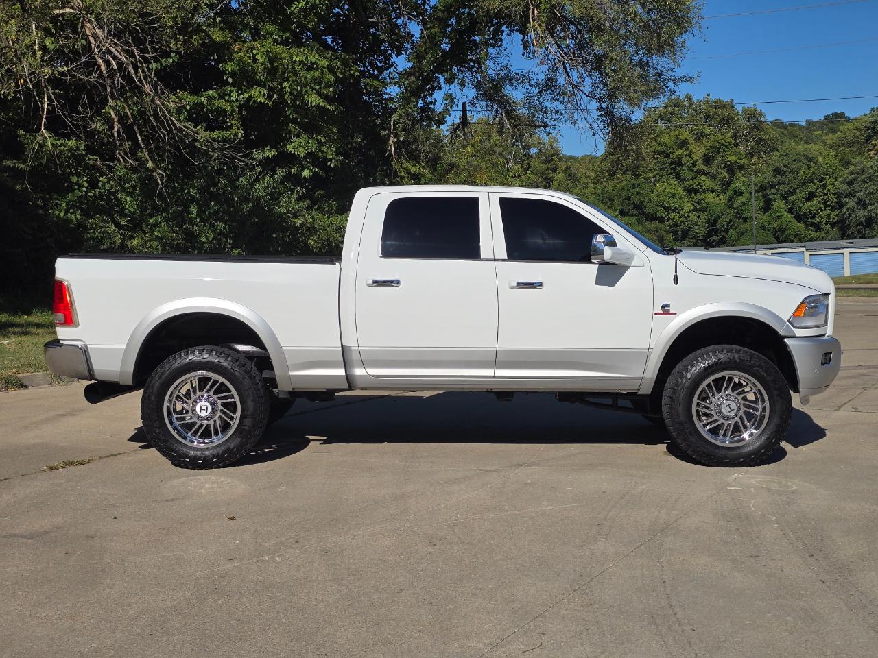 RAM 2500 Laramie Crew Cab SWB 4WD 2016