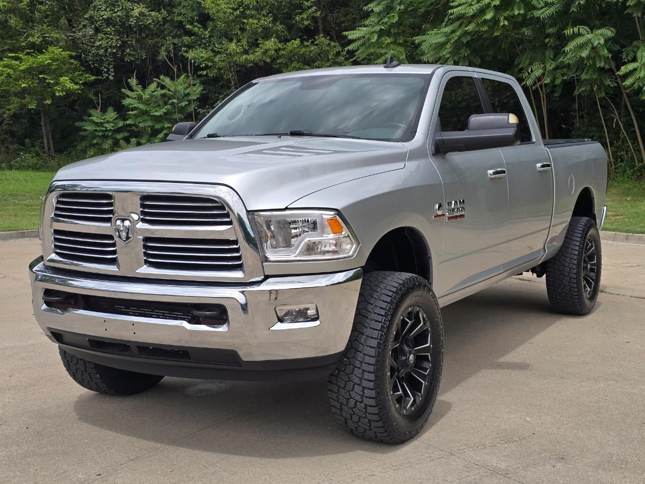RAM 2500 SLT Crew Cab SWB 4WD 2016