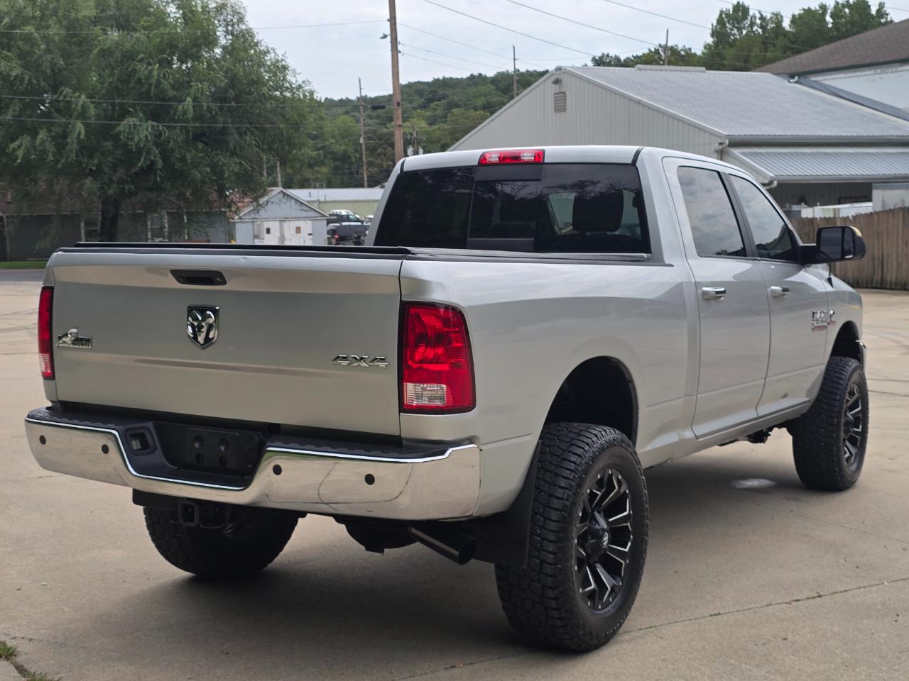 RAM 2500 SLT Crew Cab SWB 4WD 2016
