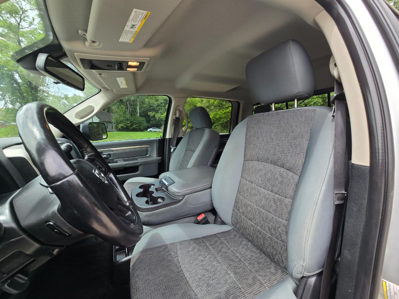 RAM 2500 SLT Crew Cab SWB 4WD 2016