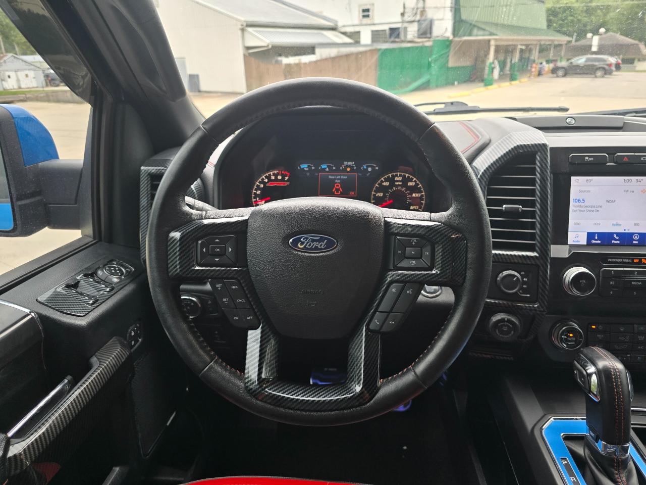 Ford F-150 Lariat SuperCrew 4WD 2019