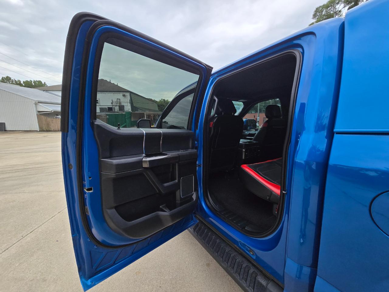 Ford F-150 Lariat SuperCrew 4WD 2019