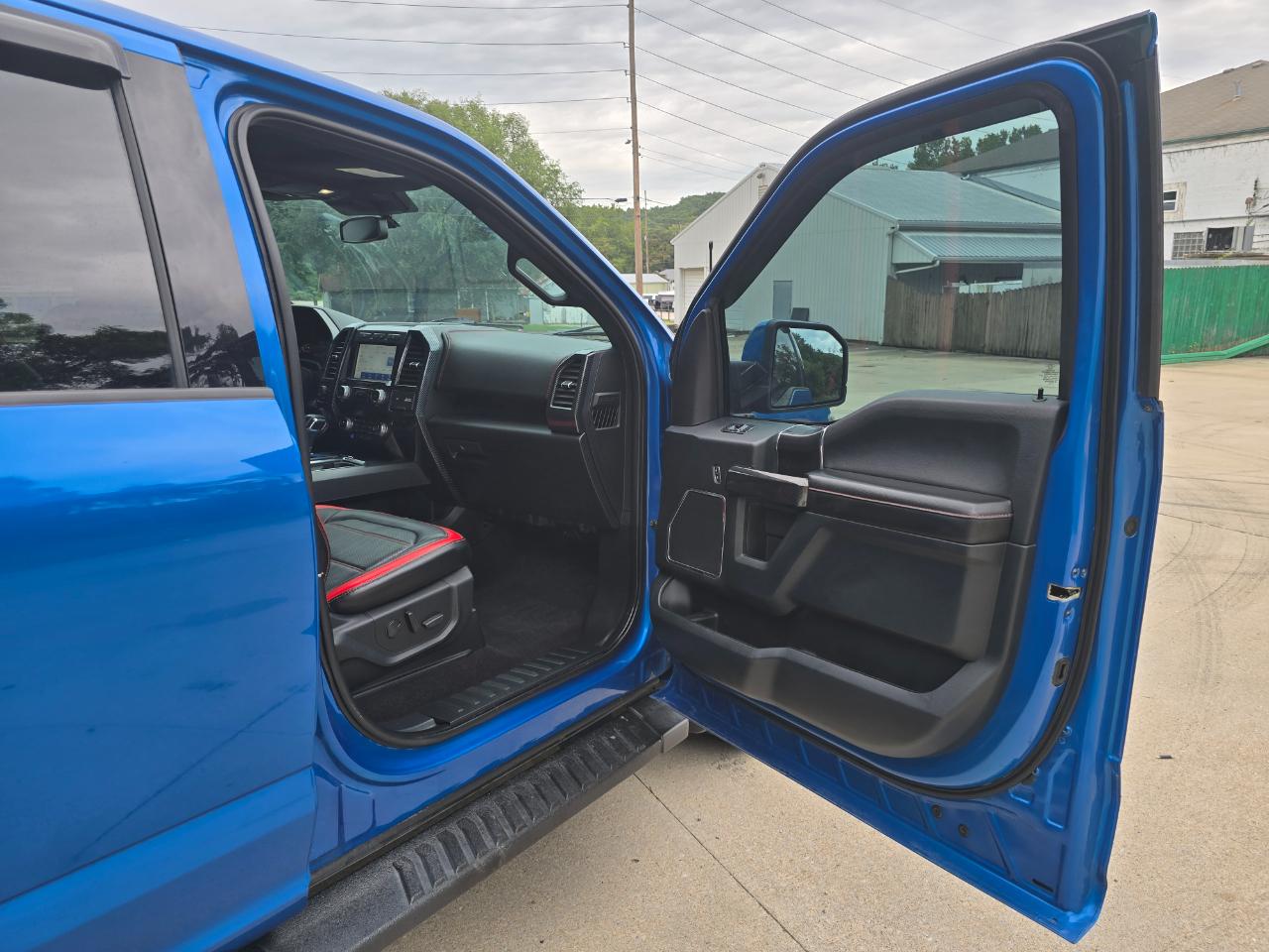 Ford F-150 Lariat SuperCrew 4WD 2019