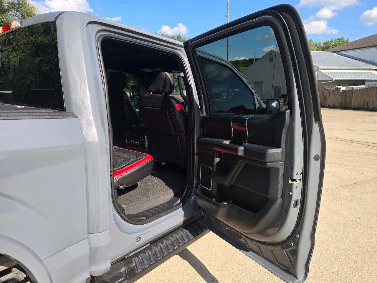 Ford F-150 Lariat SuperCrew Short Box 4WD 2019