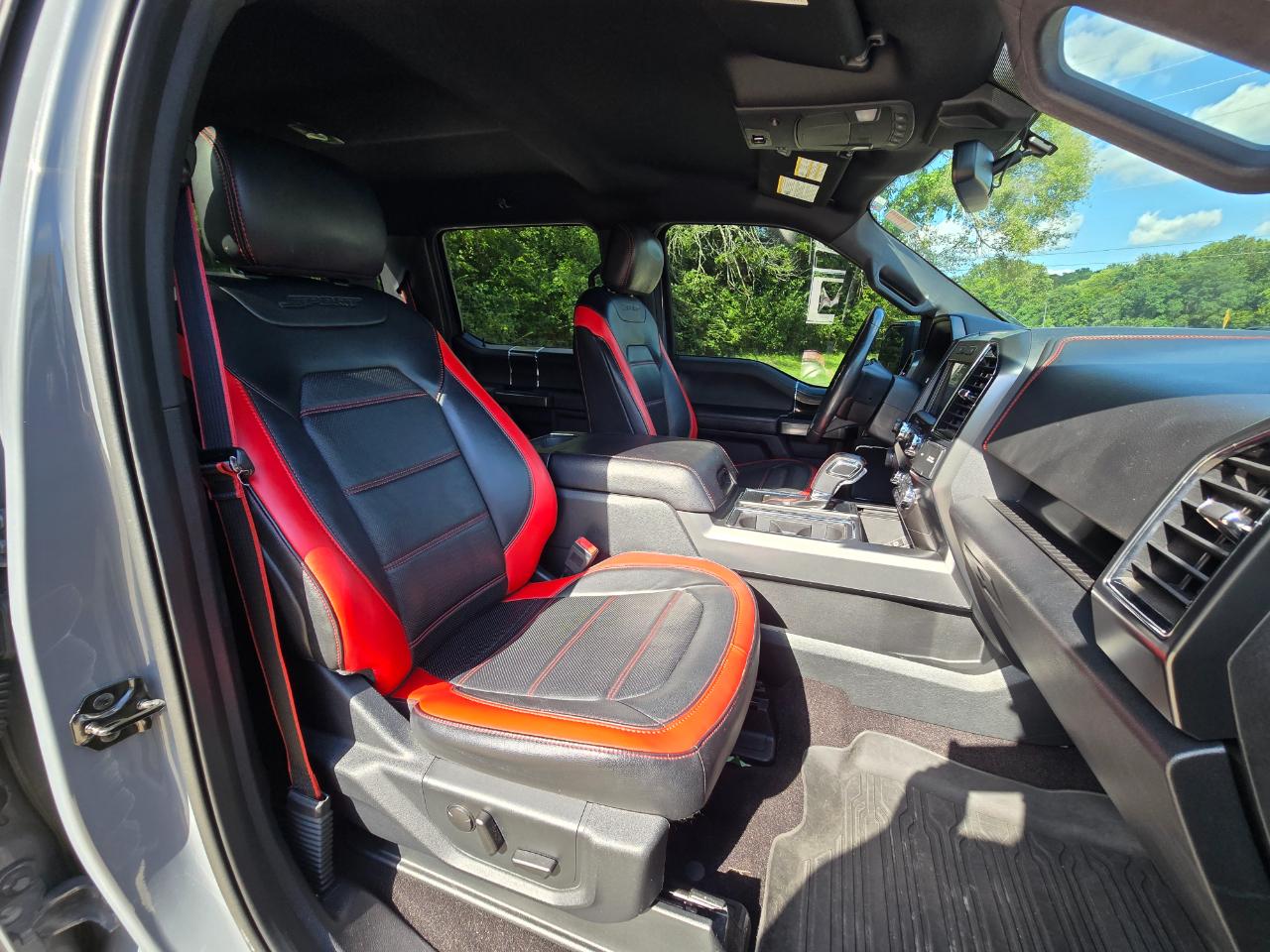 Ford F-150 Lariat SuperCrew Short Box 4WD 2019