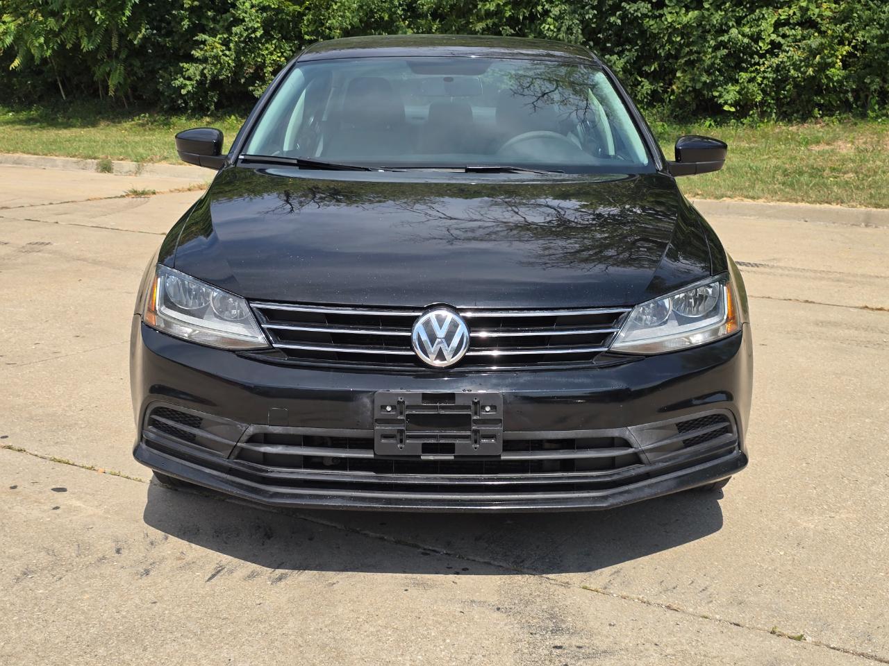 Volkswagen Jetta 1.4T S 6A 2017