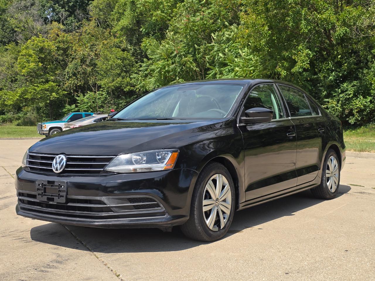 Volkswagen Jetta 1.4T S 6A 2017