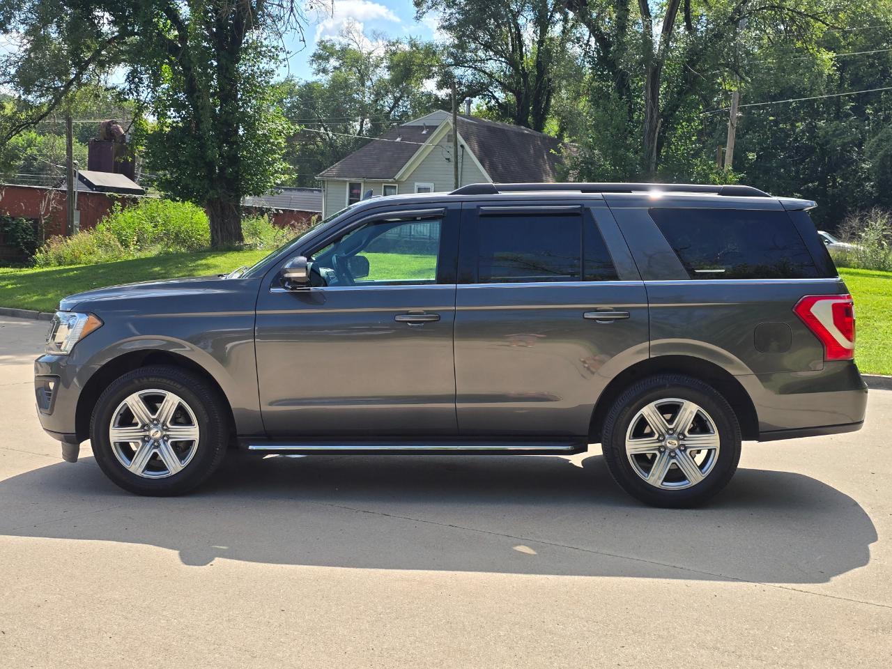 Ford Expedition XLT 4WD 2019