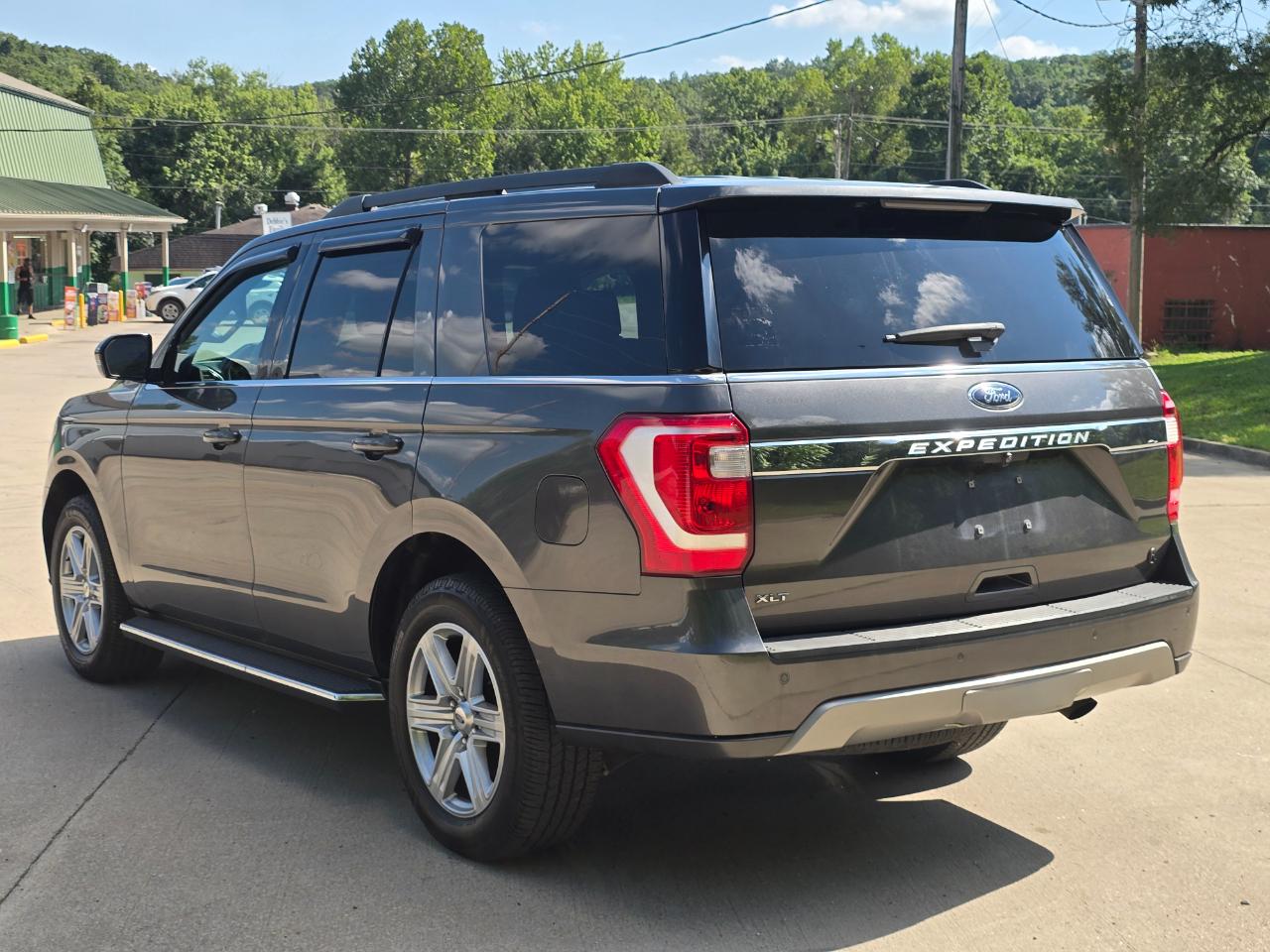 Ford Expedition XLT 4WD 2019