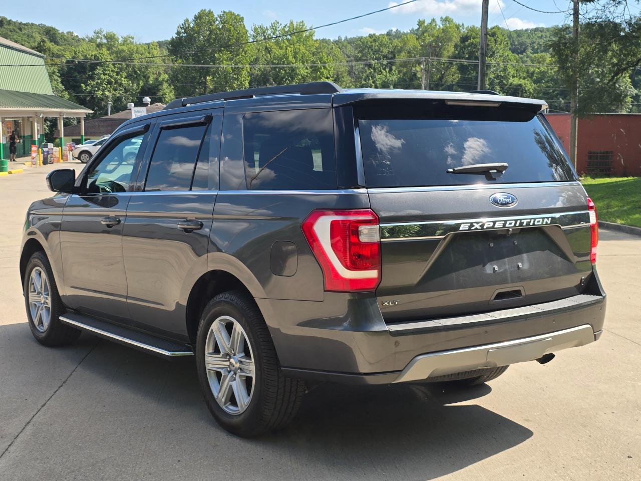 Ford Expedition XLT 4WD 2019