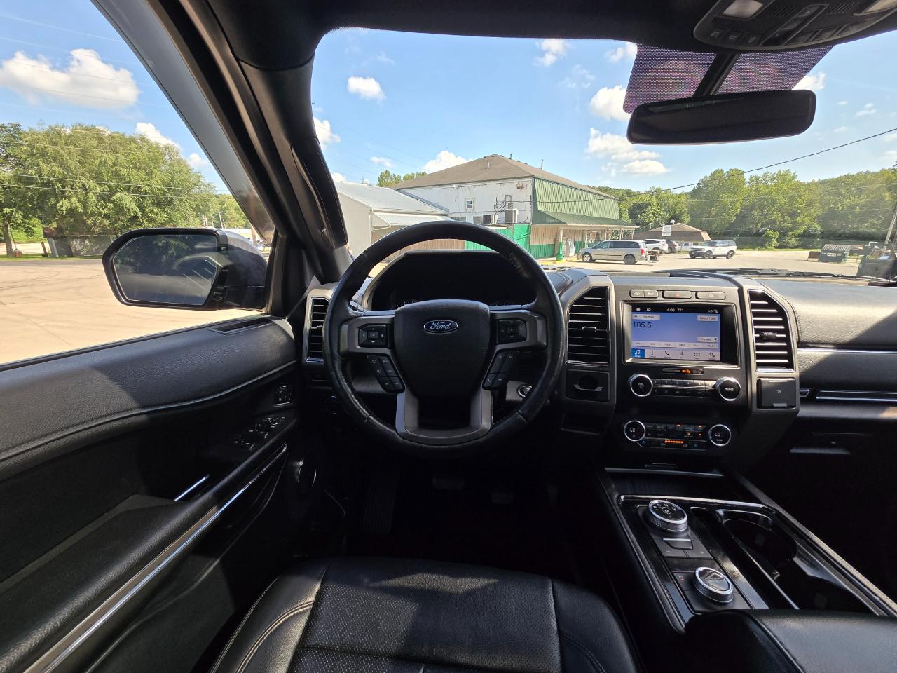 Ford Expedition XLT 4WD 2019
