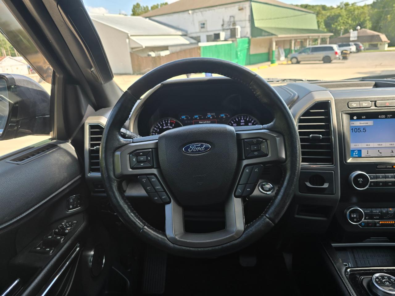 Ford Expedition XLT 4WD 2019